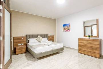 Apartment for 8 People in Swieqi, Malta Island, Photo 1