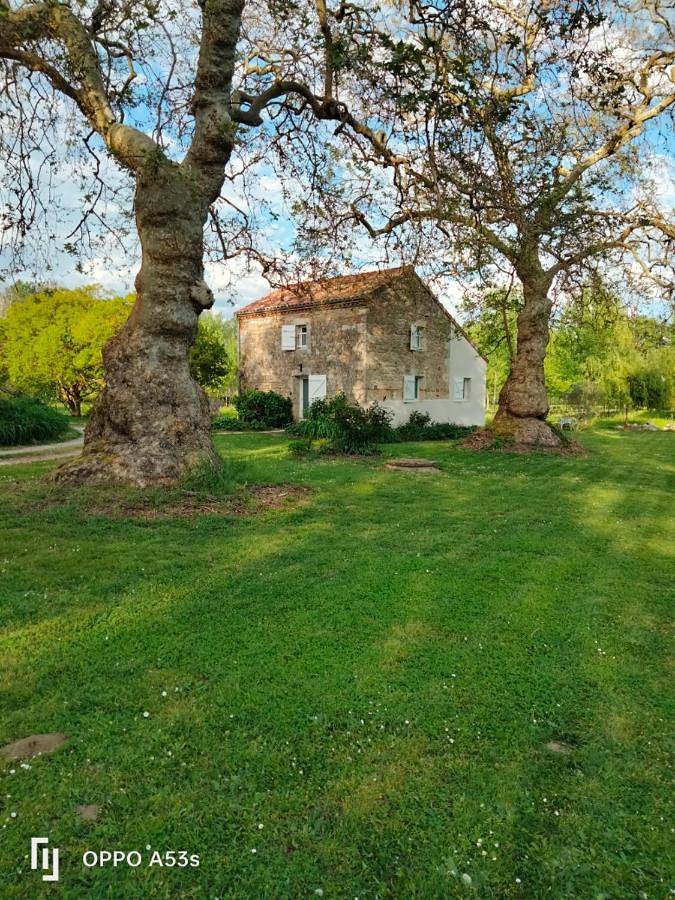 Location de vacances pour 4 personnes, avec jardin à Passage - 2