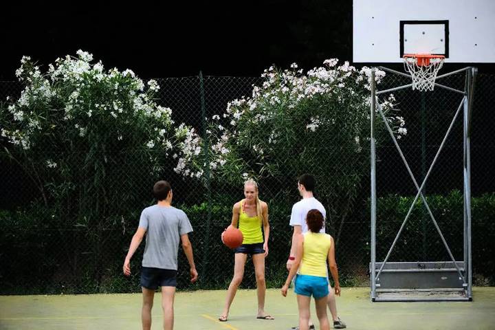 Wohnwagen für 5 Personen, mit Sauna in der Toskana - 4