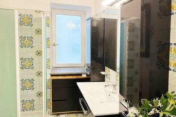 Villa for 4 Guests in Capri, Tyrrhenian Coast Campania, Picture 4