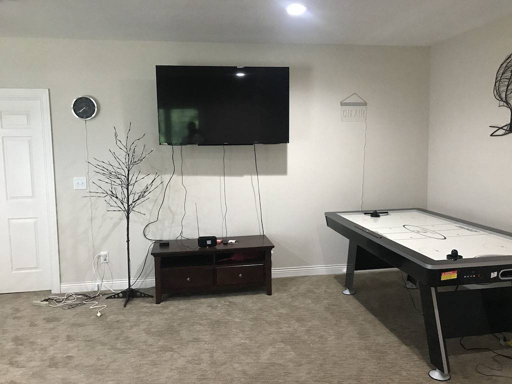 Geräumiges und sauberes Haus in der Nähe des Flughafens, des Theaters und des Einkaufszentrums in Rochester (MN), Olmsted County