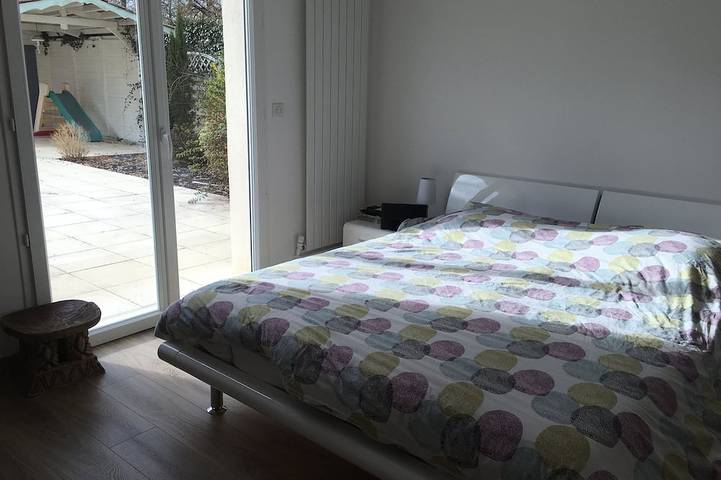 Location de vacances pour 12 personnes, avec balcon et jardin à Saint-Aubin-de-Médoc - 2