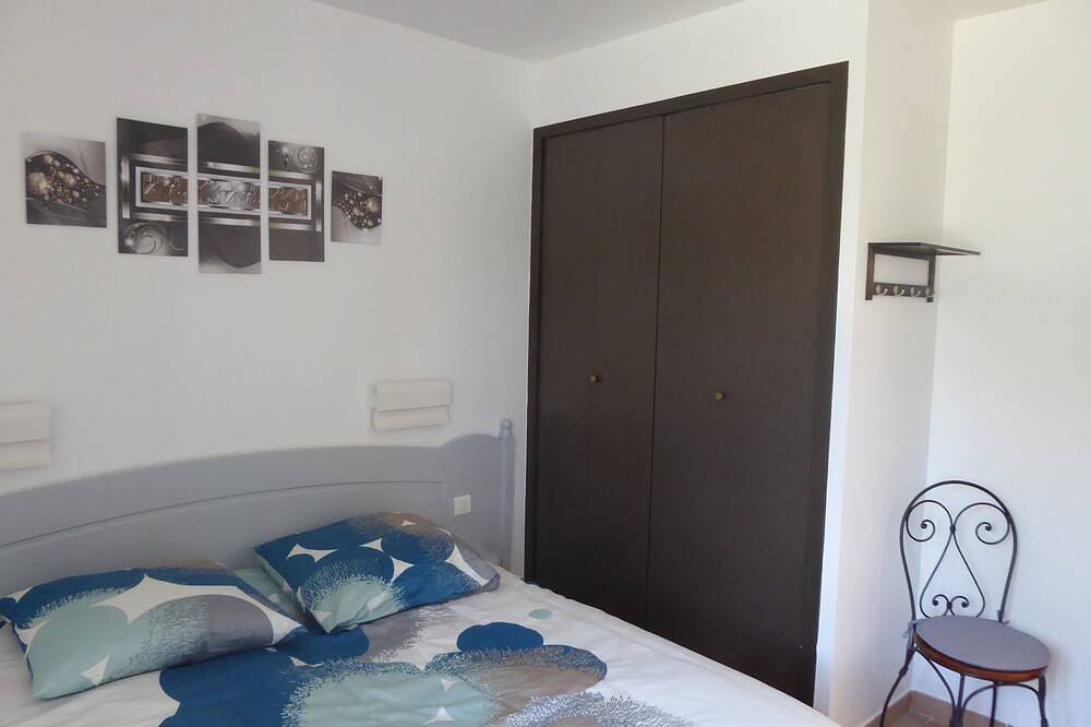 Ganze Wohnung, Apartment mit 2 Schlafzimmern und Pool - Au Soleil de Gordes in Village de Gordes, Gordes