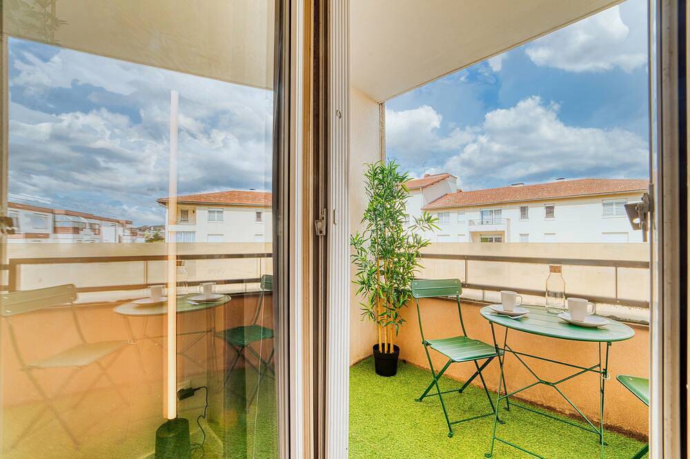 Apartamento entero, Le Verde - Ravissant appartement cosy in Saint-Genis-Laval, Ródano