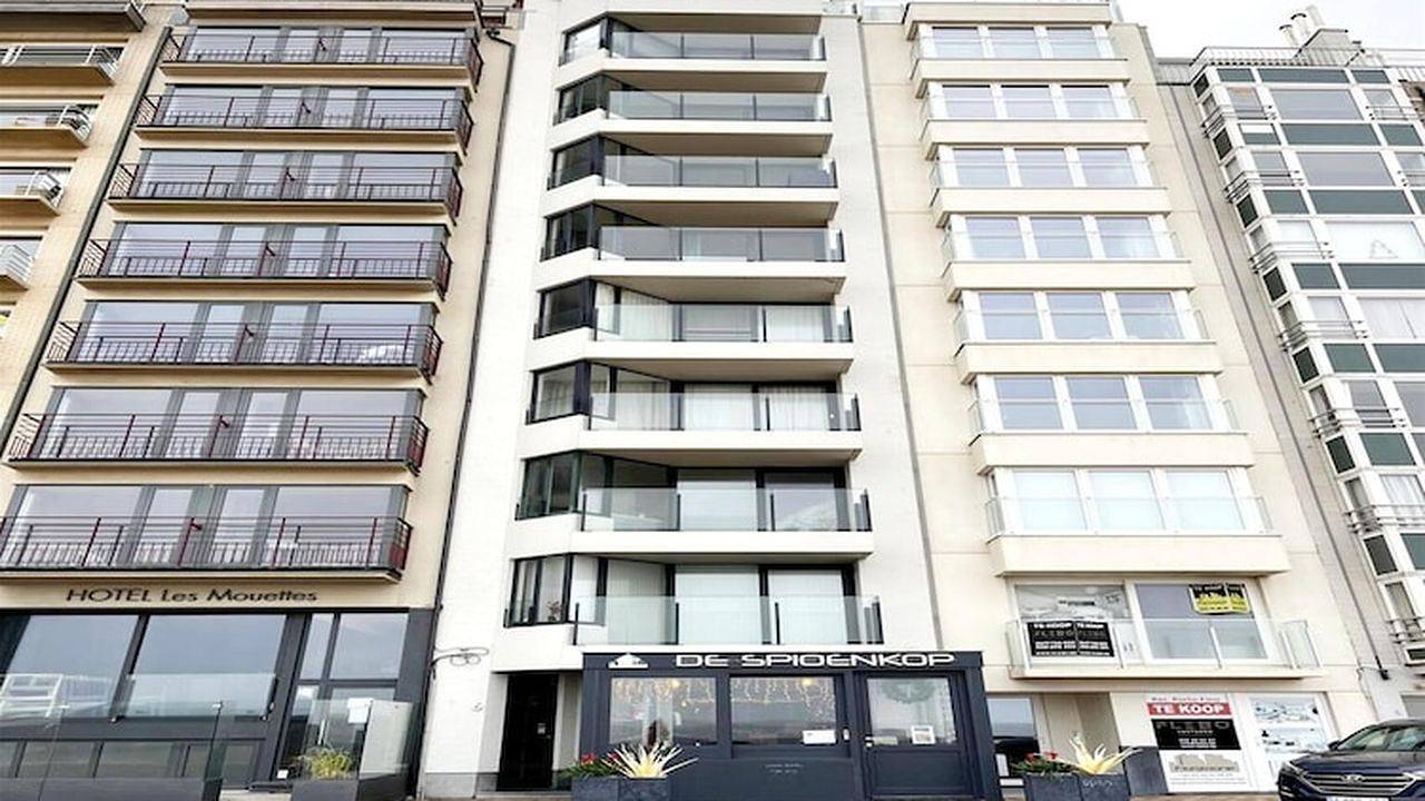 Geheel vakantieappartement, Vakantieappartement voor 6 personen met terras in Wenduine, De Haan