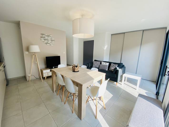 Gîte pour 6 personnes, avec terrasse, adapté aux familles dans Biscarrosse Plage - 3