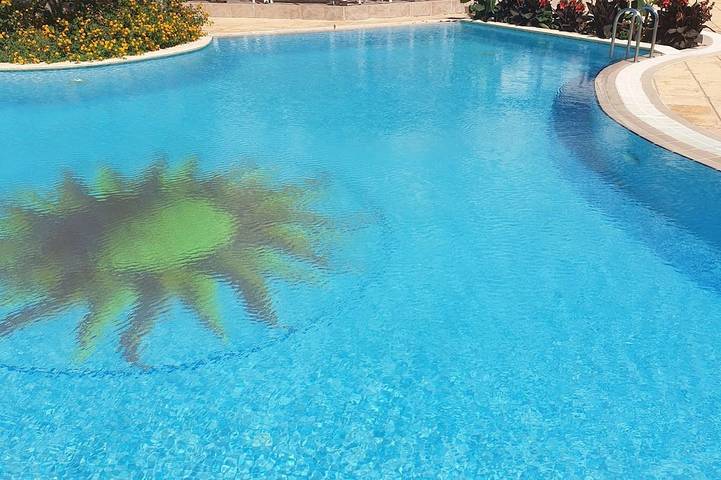 Ferienwohnung für 6 Personen, mit Pool und Balkon sowie Garten in Nordzypern