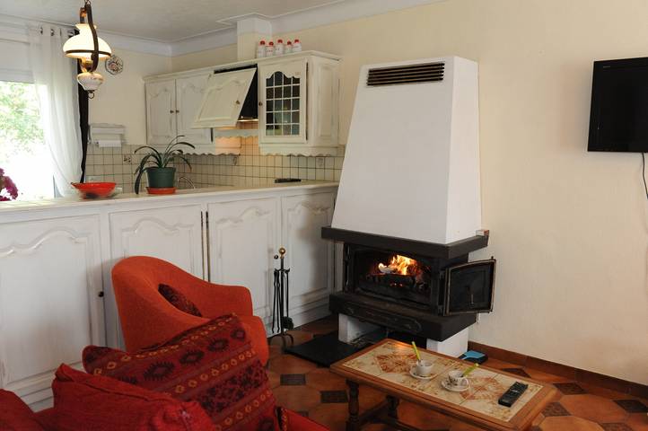 Gîte pour 4 personnes, avec Jardin à Questembert