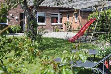 Bauernhof für 4 Personen, mit Terrasse und Garten in Hasselberg