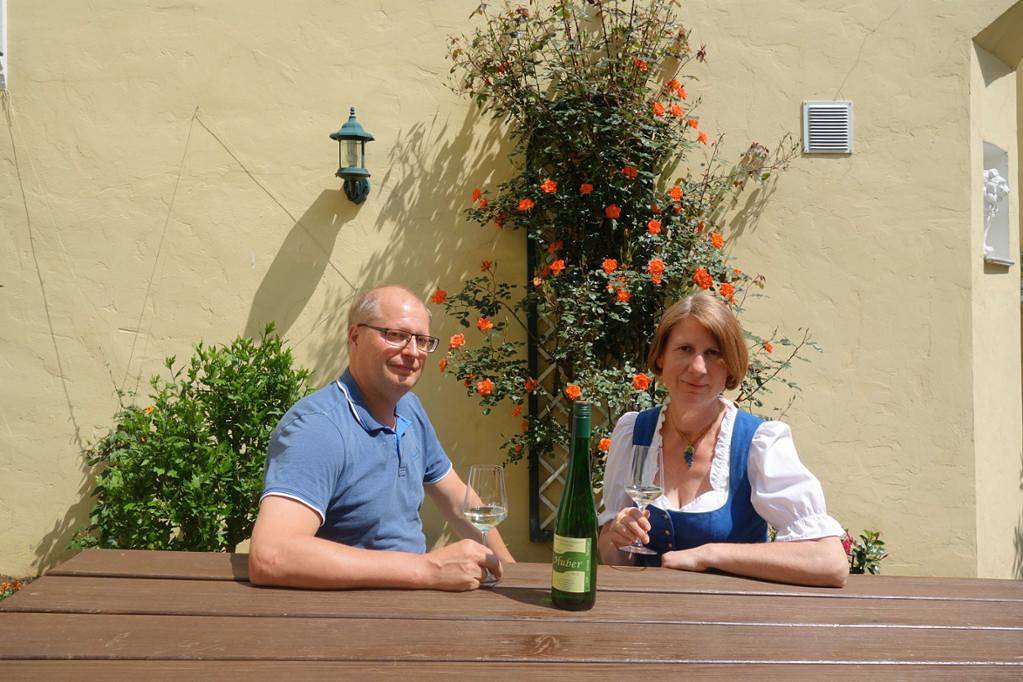 Ganze Ferienwohnung, Gästehaus Huber - Appartement mit Donaublick in Weißenkirchen in der Wachau, Donau Niederösterreich