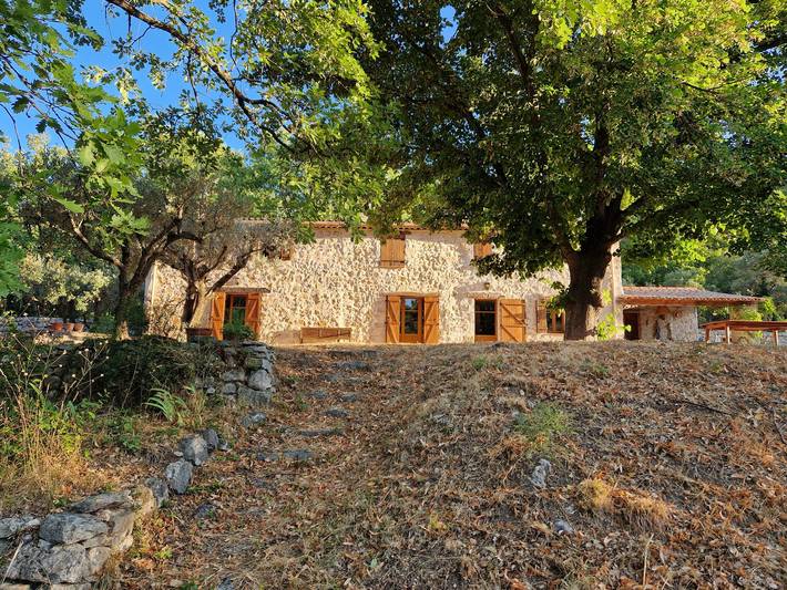 Gîte pour 8 personnes, avec piscine à Bargemon - 2