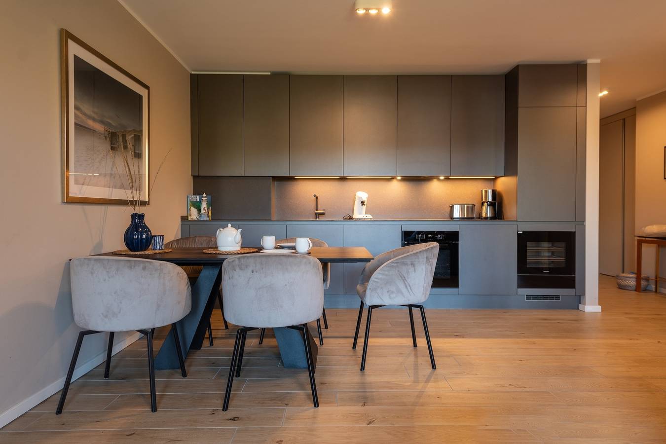 Ganze Ferienwohnung, Ferienwohnung Enzian - Sauna, E-Ladestation & 150m zum Strand in Baabe, Rügen