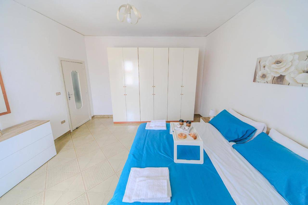 Appartamento intero, Le Camerelle in Bacoli, Napoli e dintorni