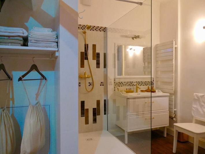 Chambre d’hôte pour 2 personnes, avec Balcon et Jacuzzi ainsi que Terrasse et Jardin en Picardie - 2