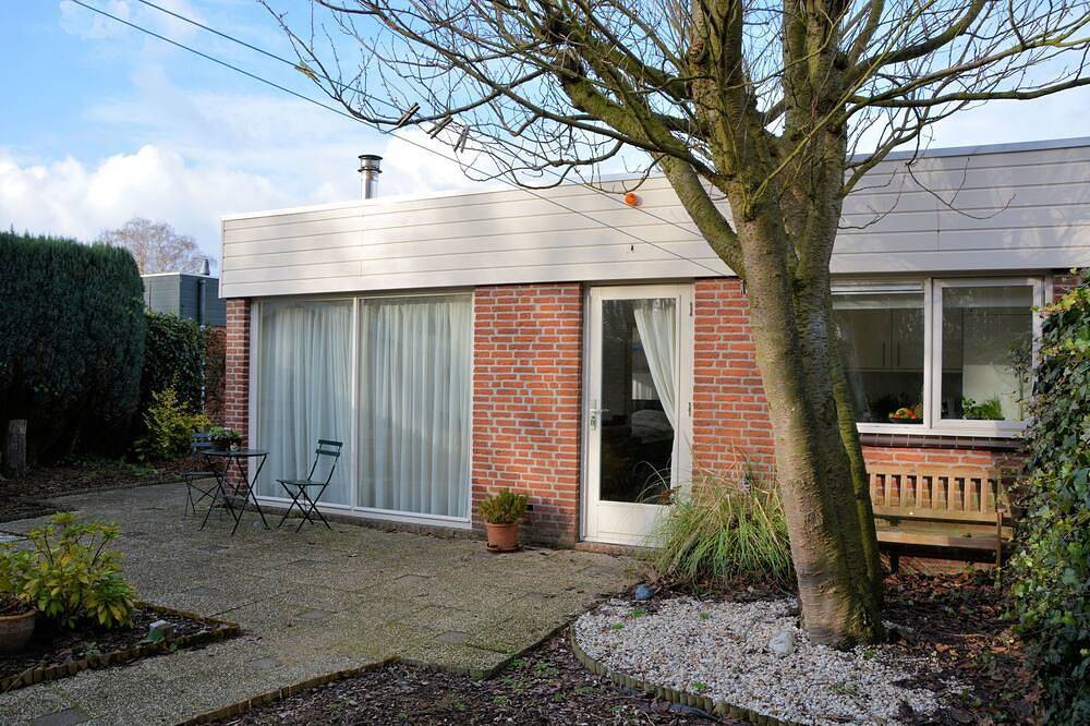 Bungalow in Noordwijkerhout bij Meer in Noordwijkerhout, Nederlandse Noordzeekust
