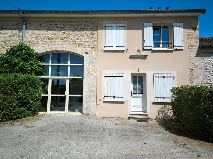 Gîte pour 4 personnes à Neuilly-l'Évêque - 2