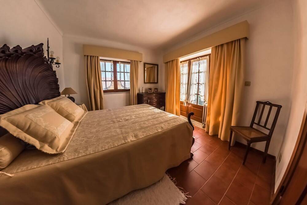 Quinta da Vela - Vier Schlafzimmer Haus, Schläft 8 in Meirinhos, Douro-Tal