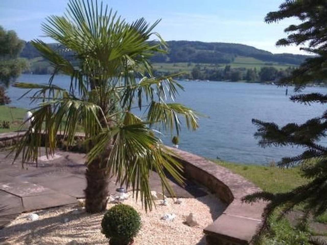 Haus am See mit direktem Seeanstoss in Öhningen, Untersee