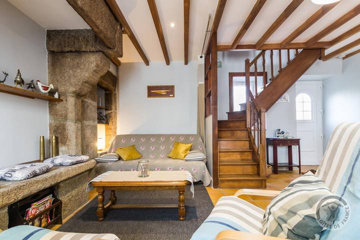 Gîte pour 5 personnes, avec terrasse dans Varouville