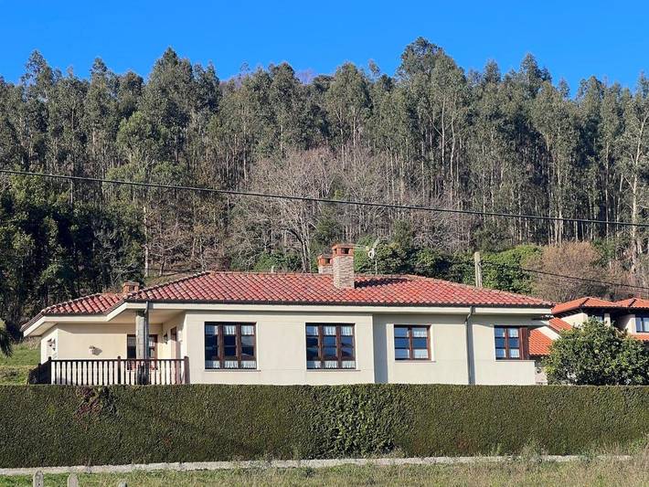Apartamento para 6 personas, con Terraza además de Jardín y Vistas en Andrín