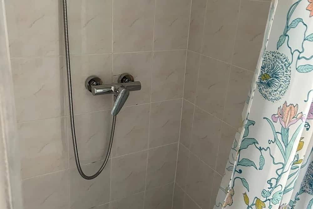 Appartement Neuf dans une grange renovée in Lanarce, Ardèche
