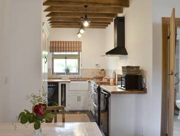 Log Cabin for 2 People in Wildmore, Lincolnshire, Photo 3