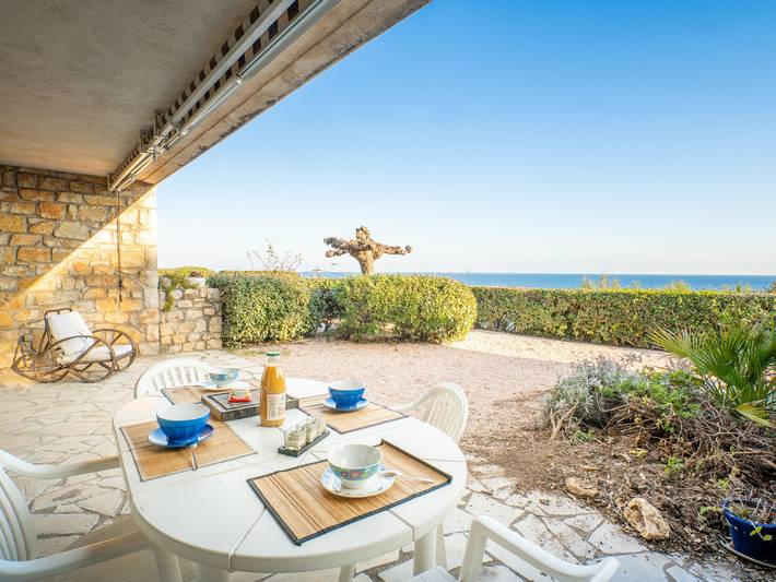 Gîte pour 4 personnes, avec jardin et terrasse dans Plage Du Grand Boucharel Saint Aygulf - 4