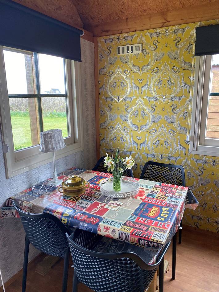 Entire holiday apartment, Boerencamping Duinzoomhoeve – Hooiberghut Altena in Den Helder, North Holland - North Sea Coast