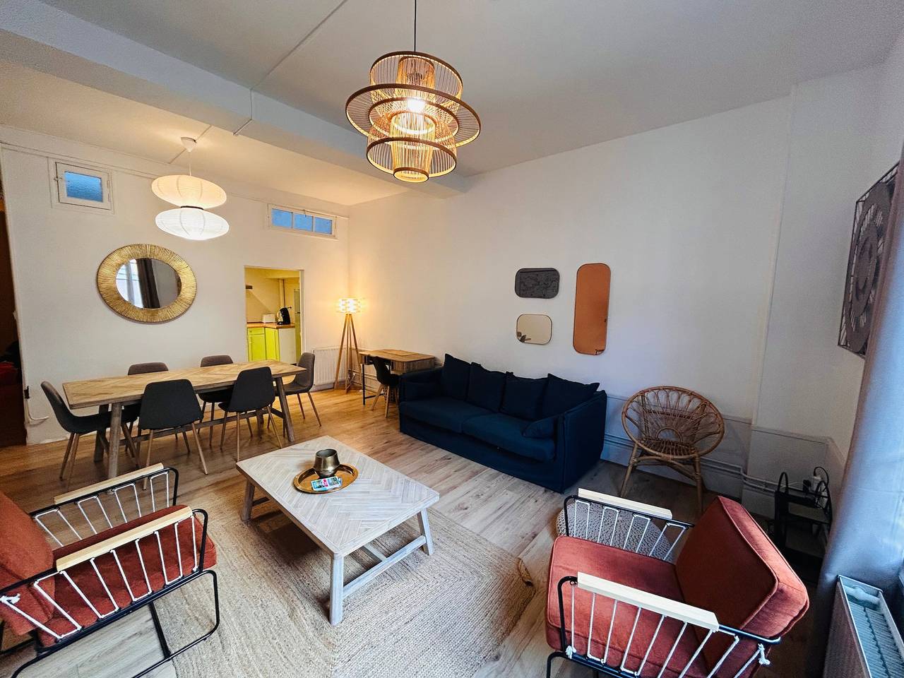 Ganze Wohnung, Le Millésime Barbatre | Centre-ville | 7 couchages in Reims, Marne