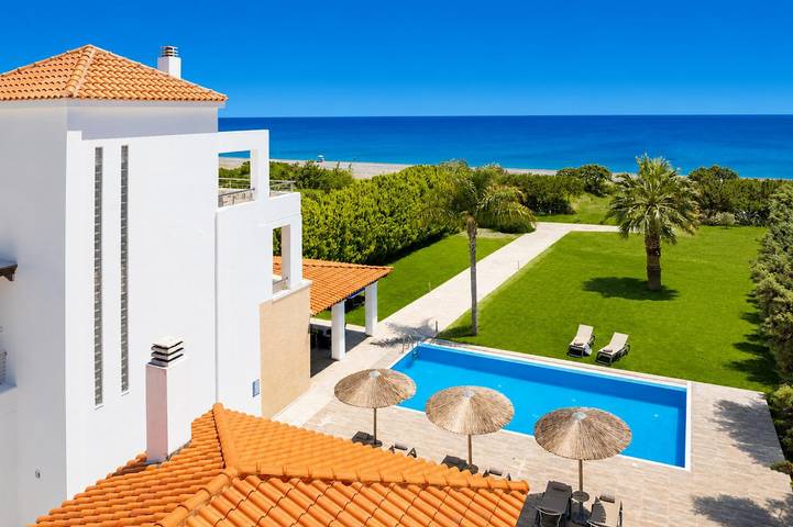 Villa for 8 people, with Ocean view and Balcony as well as Terrace and Garden in Rhodes
