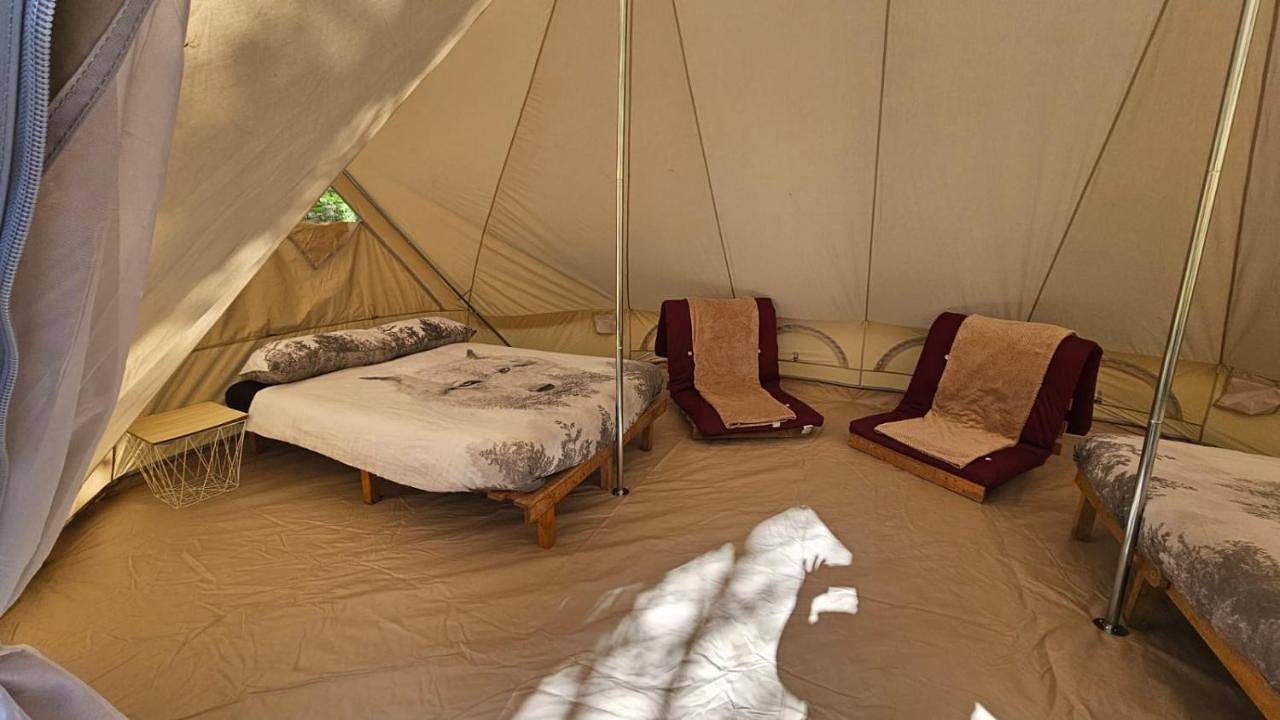 Budget Double Room in South Barrow, Somerset