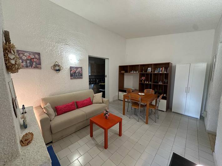 Villa 'Il Caminetto' with Sea View, Wi-Fi and Air Conditioning in Geremeas, Quartu Sant'Elena