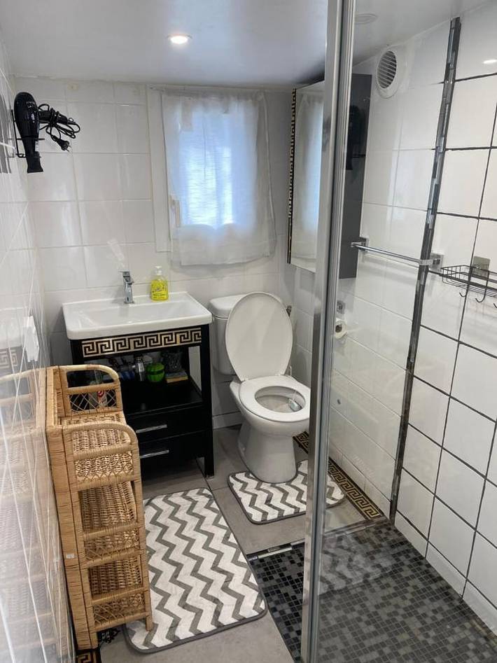 Gîte pour 2 personnes, avec vue ainsi que jardin et terrasse à Deuil-la-Barre - 2