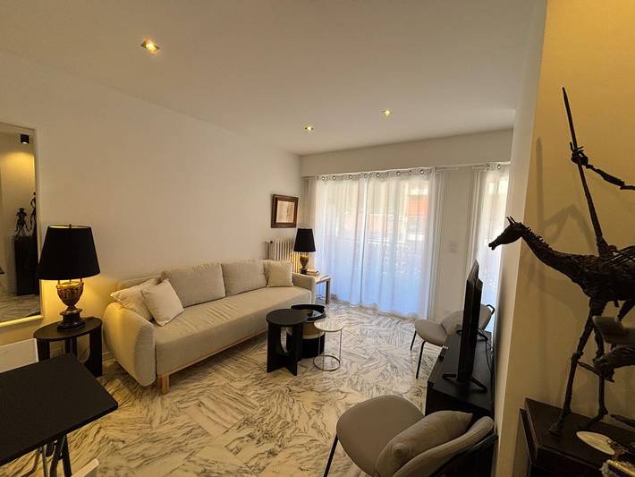 Estudio entero, Fragonard in Beaulieu-sur-Mer, Costa mediterránea (Francia)