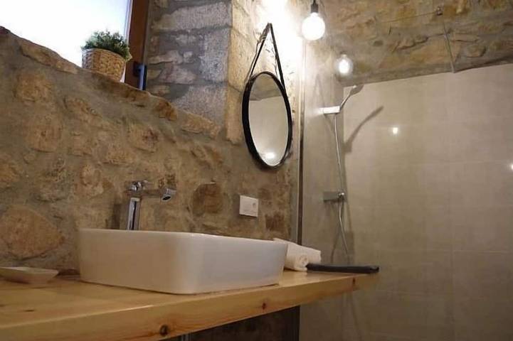 Location de vacances pour 26 personnes, avec piscine ainsi que jacuzzi et jardin à Santa Coloma de Farners - 4