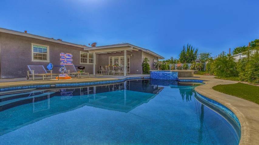 Casa de vacaciones para 10 personas, con jacuzzi y piscina - 1