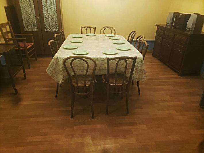 Gîte pour 17 personnes, avec terrasse et jardin dans Rhône - 4