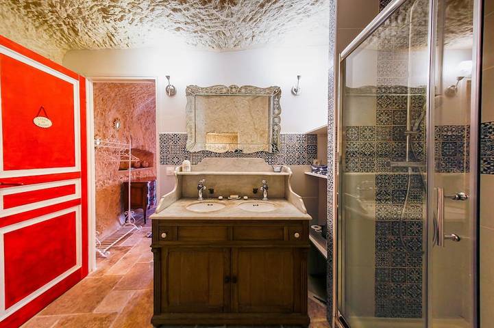 Gîte pour 4 personnes, avec jardin et terrasse, animaux acceptés à Noizay - 4