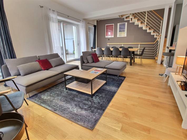 Gîte pour 10 personnes, avec Jacuzzi et Terrasse dans le Haut-Rhin