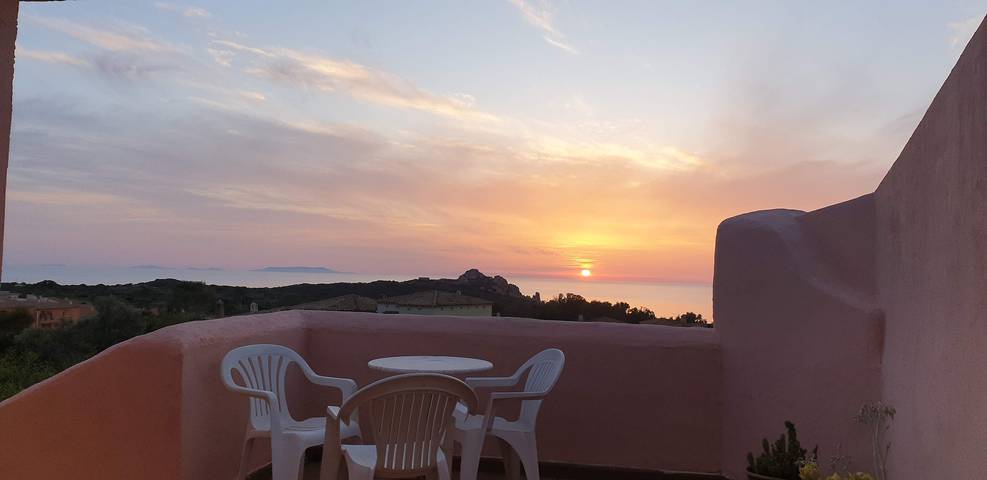 Ferienwohnung für 4 Personen, mit Meerblick und Balkon/Terrasse sowie Ausblick