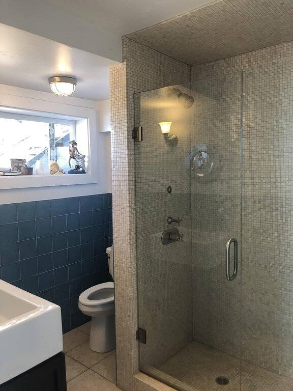 Vacation house for 10 people, with hot tub and sauna as well as yard in Northern California