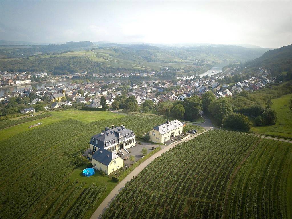 Ganze Ferienwohnung, Landsitz Römerberg in Oberbillig, Landkreis Trier-Saarburg