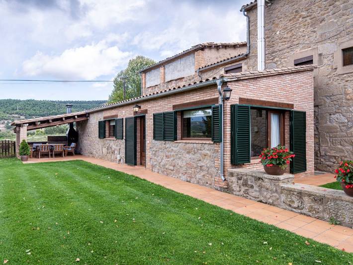 Casa rural para 6 personas, con piscina y jardín en Solsonés - 2