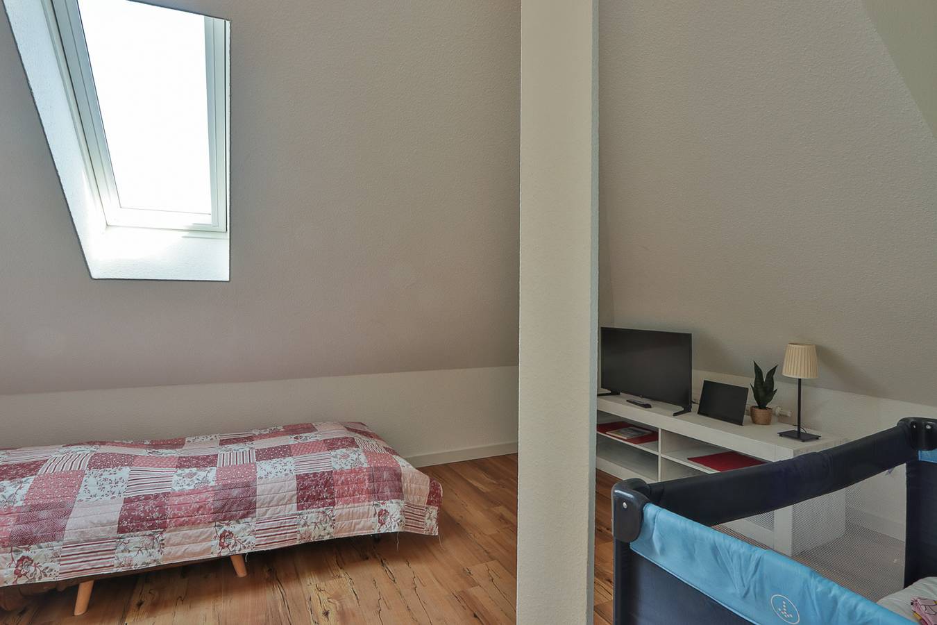 Appartement entier, Appartement de vacances pour 3 personnes avec jardin in Nienhagen, Rostock et ses environs