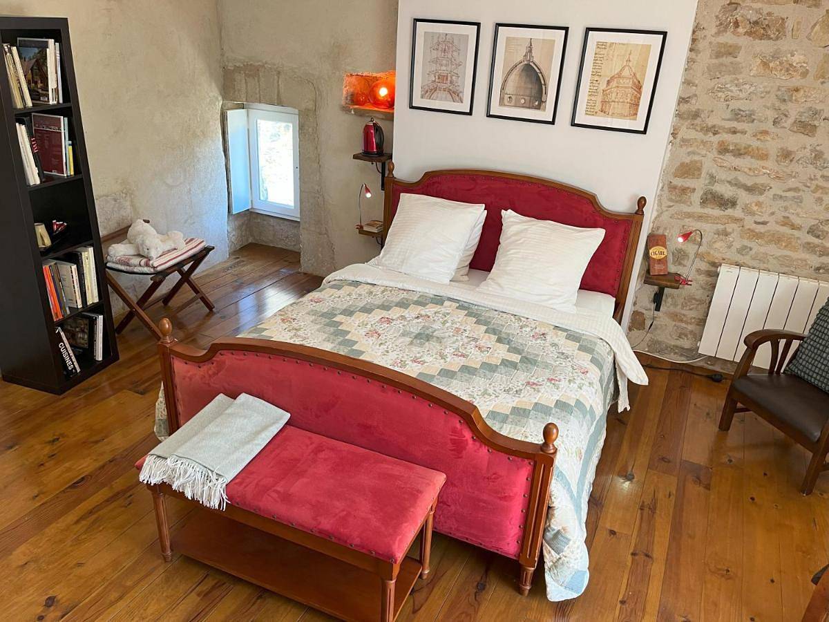 Sweet Home Cornelia in Bruniquel, Tarn-et-Garonne