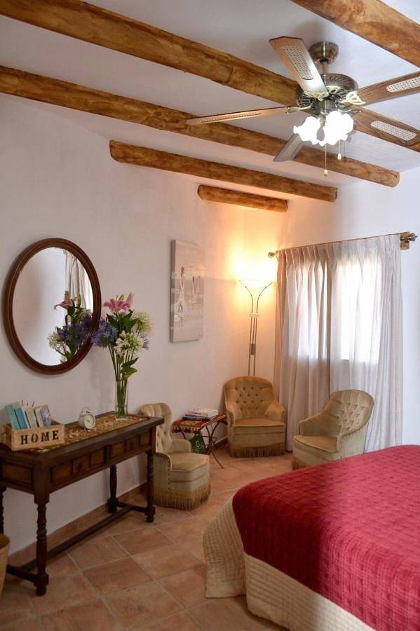 Casa rural para 6 personas, con vistas además de piscina y jardín, Se admiten mascotas en Gaucín - 4