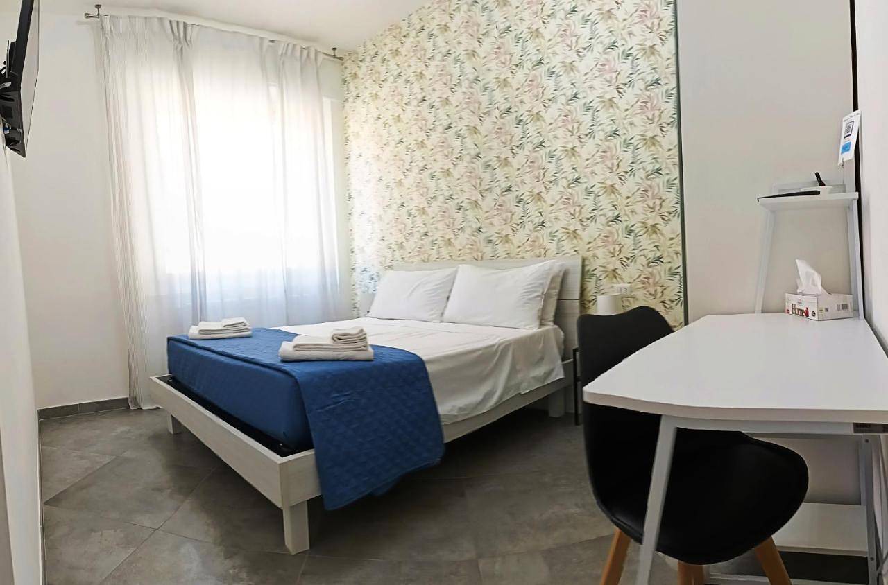 Double Room with Private Bathroom in Terni, Provincia di Terni