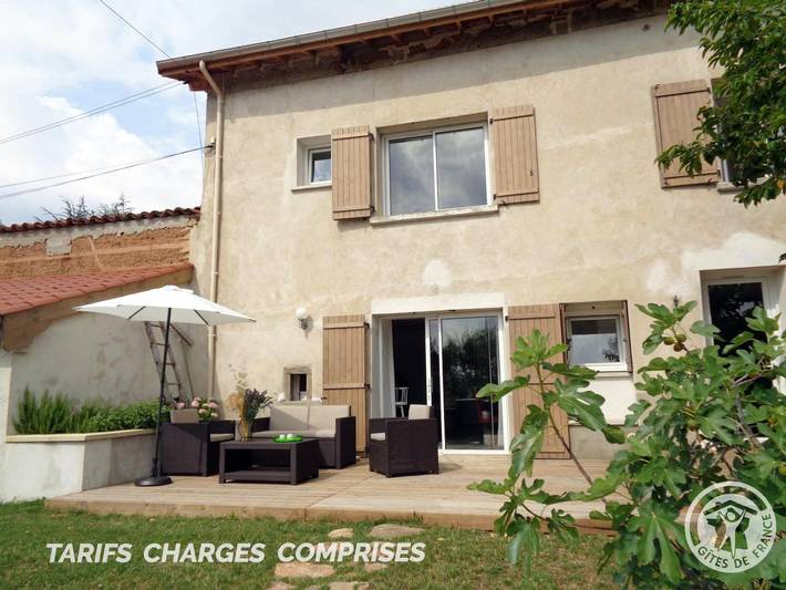 Gîte pour 4 personnes, avec jardin