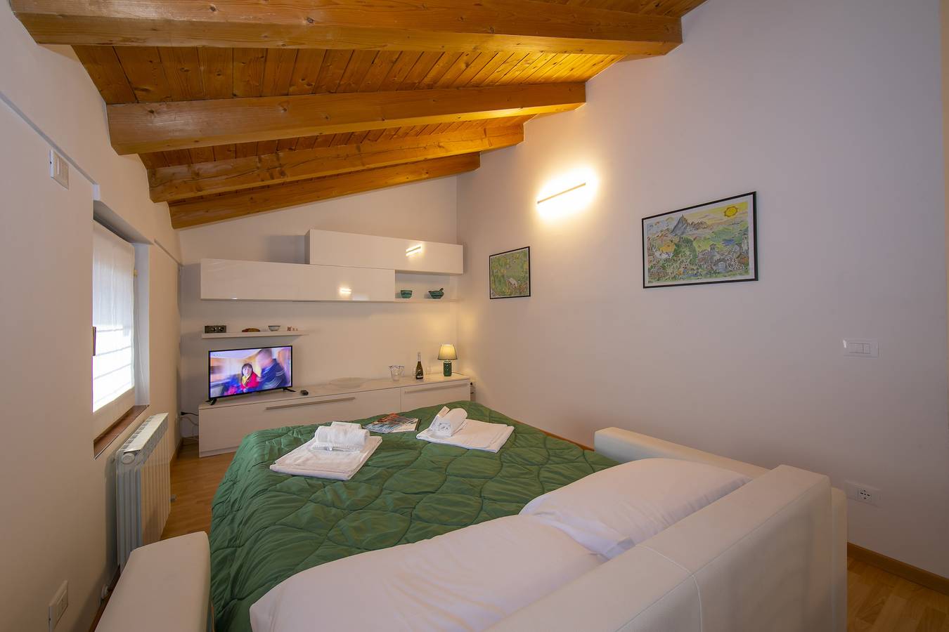 Appartamento intero, Residenza al Ponte in Arco, Prealpi Gardesane