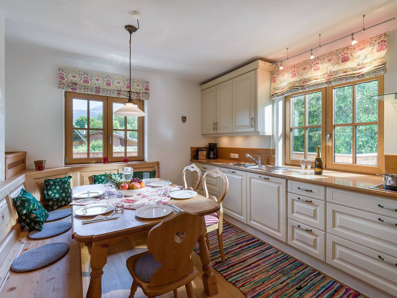 Ganze Wohnung, Appartement Hahnenkamm - wunderschönes Appartement mit 3 Schlafzimmern, Kamin in Kitzbühel, Kitzbüheler Alpen